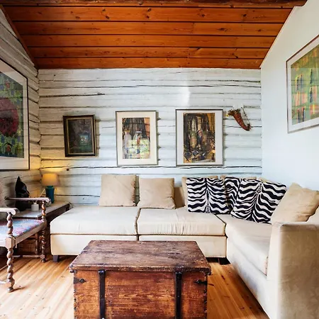 Sirpa's Artistic Nuuksio Retreat With Heated Pool
